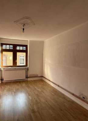 Schöne 4-Zimmer-Altbauwohnung in Frankfurt Heddernheim