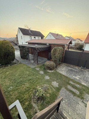NEU RENOVIERT - KEINE Maklerprovision Hochparterre-Whg. 3ZKB+Balkon+Stellpl.+EBK in Dinkelscherben