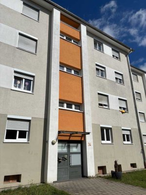 Komfortabel geschnittene 3-Zimmer-Erdgeschosswohnung -  In zentraler Lage (derzeit in Herrichtung)