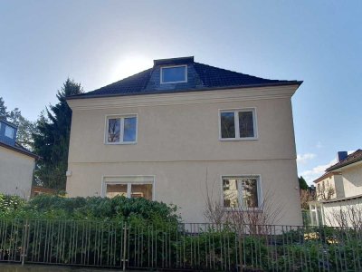 MFH - 3 WE in Ruhiglage + bevorzugte Wohnlage + bezugsfrei --- Selbstnutzung / Anlage