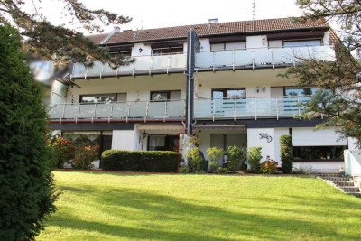 schöne, helle Wohnung in gepflegtem Haus inkl. Garage in guter Lage von Schmachtendorf