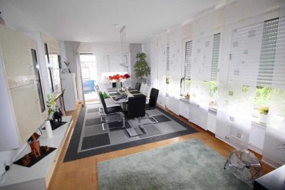 Großzügige helle 3-Zimmer-Wohnung ab 16.03.26 bezugsfrei