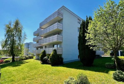 Sehr gepflegte, bezugsfertige 3-Zimmer-Eigentumswohnung mit schönem Fernblick, Garage sowie Stellpl.