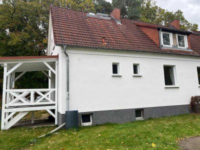 Gepflegtes Reihenhaus mit 3 Zimmern auf zwei Etagen mit großem Garten in Nächst Neuendorf