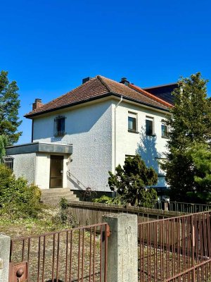 Doppelhaushälfte mit Erweiterungsmöglichkeiten in Oberursel-Bommersheim!
