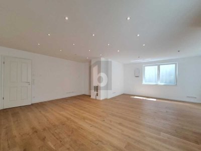 HOCHWERTIG, GROßZÜGIG, MODERN - BEZUGSFREI