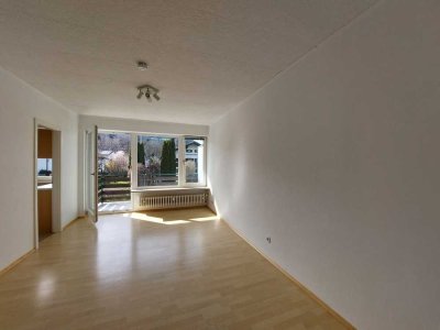 Helle 1-Raum-Wohnung mit Einbauküche in Bad Feilnbach