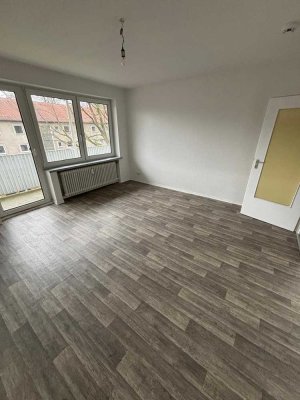 Helle, renovierte 3-Zimmerwohnung mit Westbalkon in Unterlüß Danziger Str