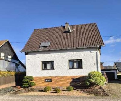 Freistehendes, gepflegtes Einfamilienhaus mit Garten im idyllischen Wohngebiet!