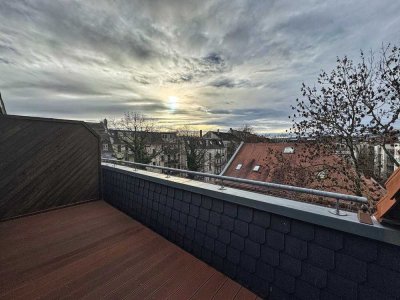 Kleines Penthouse im Waldstraßenviertel - bezugsfrei