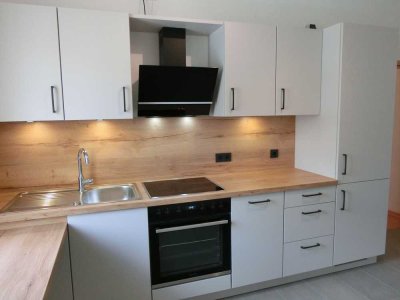 Provisionsfrei! Schöne, renovierte 2-Zimmer-Wohnung, ca. 59 m² in St. Leonhard