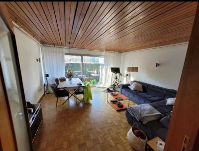 Charmante 3-Zimmer Wohnung mit 2 Balkonen und EBK im Lotharviertel Niederkassel