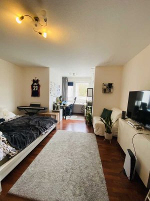 Helles Apartment! Ruhig gelegen inkl Küche in Wuppertal Vohwinkel