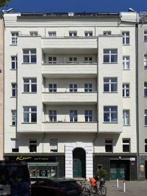 SOFORT BEZUGSFREIE 1 ZIMMER WOHNUNG AM VOLKSPARK FRIEDRICHSHAIN