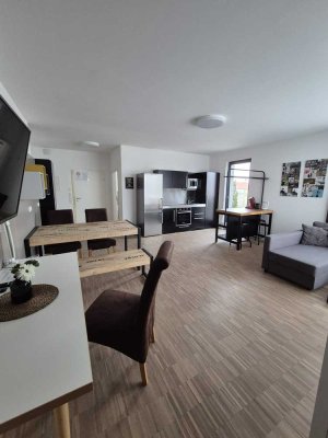 Vollmöblierte Penthouse Wohnung in der Kernstadt zu vermieten // Preis auf Anfrage