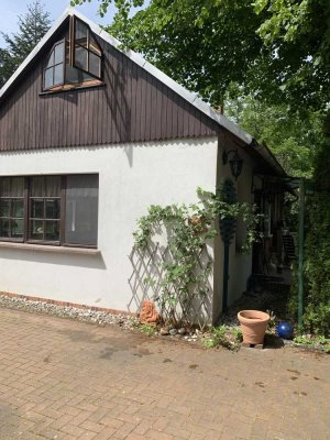 Preiswertes 2-Zimmer-Einfamilienhaus in Borkheide