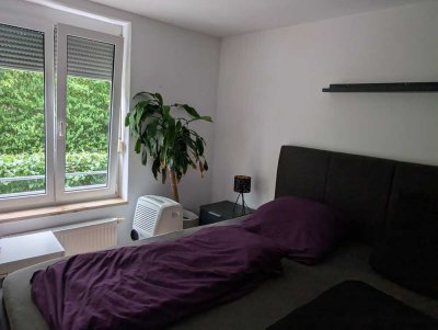 Veitshöchheim - Gartensiedlung - Gepflegte 2-Zimmer - Wohnung mit EBK und Balkon
