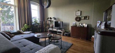 individuelle 2-Raum-Wohnung mit Altbaucharme