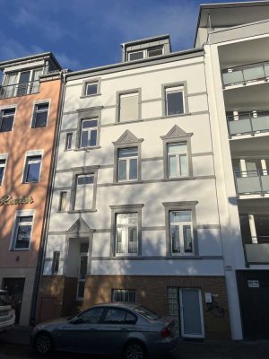 Charmante möblierte 2-Zimmer Wohnung mit DSL in Bonn-Zentrum