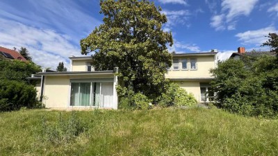 +++ VILLENANWESEN MIT TRAUMGRUNDSTÜCK IN EDINGEN +++