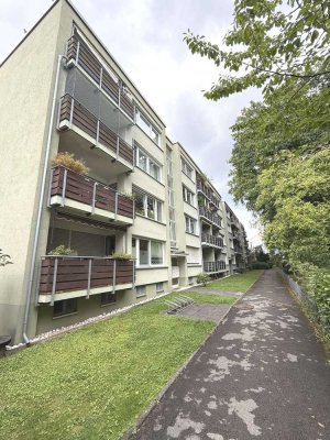 Attraktive 4 Zimmerwohnung mit Balkon in gefragter Lage von Frankenforst!