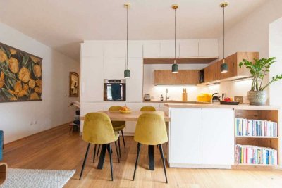 Exklusive, vollständig renovierte 1-Raum-Wohnung mit Einbauküche in Schechingen