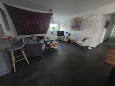 Moderne 4 Zimmer Wohnung mit Weitblick