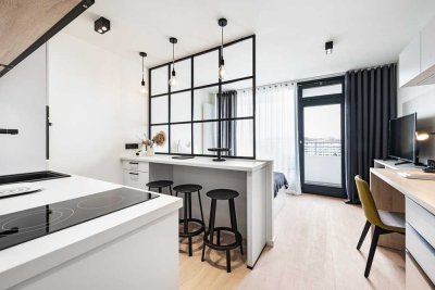 Schwabing Leopoldstr.- stylisches Apartment, frisch saniert, mit grandiosem Ausblick!