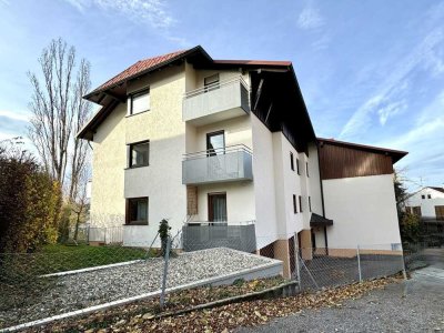 Traumhaft schöne 2-Zi.-Whg. mit tollem Ausblick! 
Inklusive sonnigem Balkon, Garage + Keller