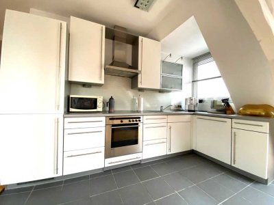 KL-Bännjerrück - Stilvolle Dachgeschosswohnung mit Ausblick in ruhiger Lage