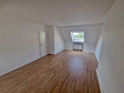 Frisch renoviert: helle 3,5-Zimmer Wohnung in Essen-Kupferdreh