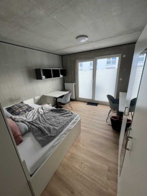 Untermiete - Stilvolle 1-Zimmer-Terrassenwohnung mit Einbauküche in Villingen-Schwenningen
