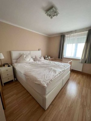Helle 2-Zimmer-Wohnung mit Balkon in Blumberg