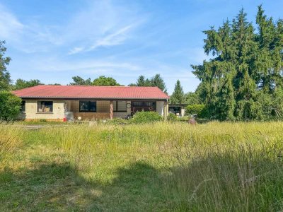 Voll unterkellerter Bungalow in reizvoller Landschaft in Groß Köris-Klein Köris