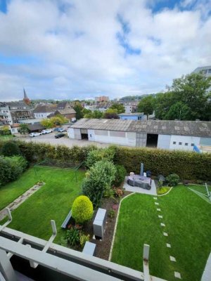 Kernsanierte schöne 3-Zimmer Wohnung