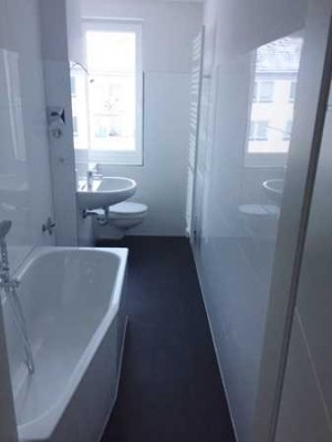 Kernsanierte Wohnung mit Balkon auf ca. 46 m² zu vermieten