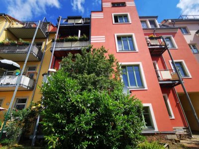 Schöne Altbauwohnung mit Balkon im Zentrum von Radebeul - Kötzschenbroda