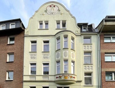 Großzügige Altbauwohnung im beliebten Hansaviertel