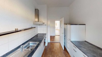Charmante Altbauwohnung mit Einbauküche