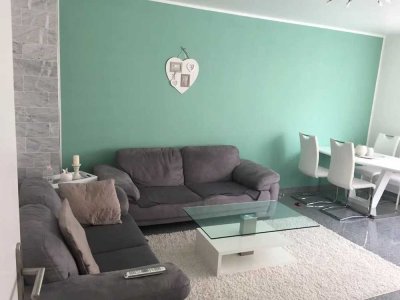 Stilvolle, gepflegte 3-Raum-Wohnung in Leverkusen