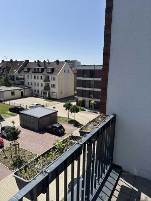 Exklusive 2-Zimmer-Wohnung mit gehobener Innenausstattung mit Balkon und Einbauküche in Braunschweig