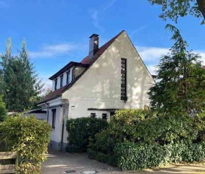 Charmantes Einfamilienhaus mit großem Grundstück am Bürgerpark in Sulingen zu verkaufen
