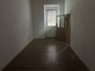 Vollsanierte 1-Zimmer-Wohnung mit Terrasse in Hohenau – Ihr neues Zuhause! Miete: 459,65 €