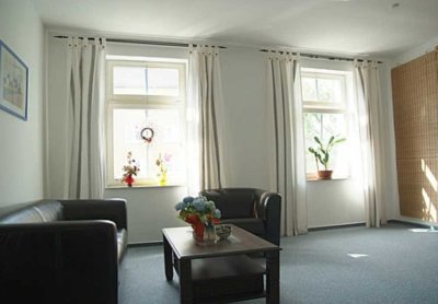 Attraktive 2-Zimmer-Wohnung mit Einbauküche, sonniger Süd-Ausrichtung