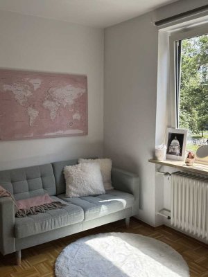 UNTERMIETE - vollmöblierte 1-Zimmerwohnung Oktober-Mitte Februar