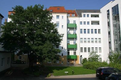 Sanierte 2-Zimmerwohnung mit Balkon am Connewitzer-Kreuz !