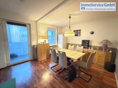 Demnächst verfügbar! Renovierungsbedürftige 4/5-Zimmer-Wohnung mit 2 Balkonen nähe Stadtpark