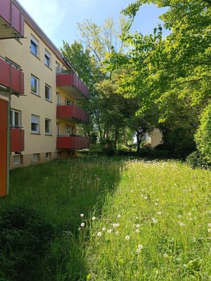 Sonnige 4-Zimmer-Wohnung im Hochparterre mit TG-Stellplatz in Möhringen – TOP LAGE !!!