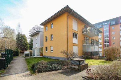 Bezugsfreie 2-Zi.-Wohnung mit Loggia und Tiefgaragenstellplatz in Schloßchemnitz