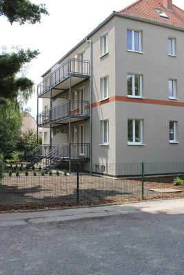 *** Zwenkau * 3 Zimmer * kleiner Garten * Traumbad * Fußbodenheizung * ab 09/25 ***